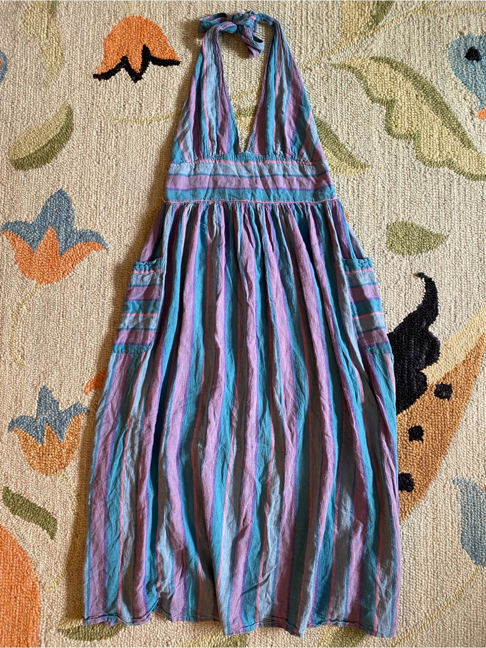 UO Betsey Linen Halter Midi Dress - Blue Motif - Picture 6 of 16